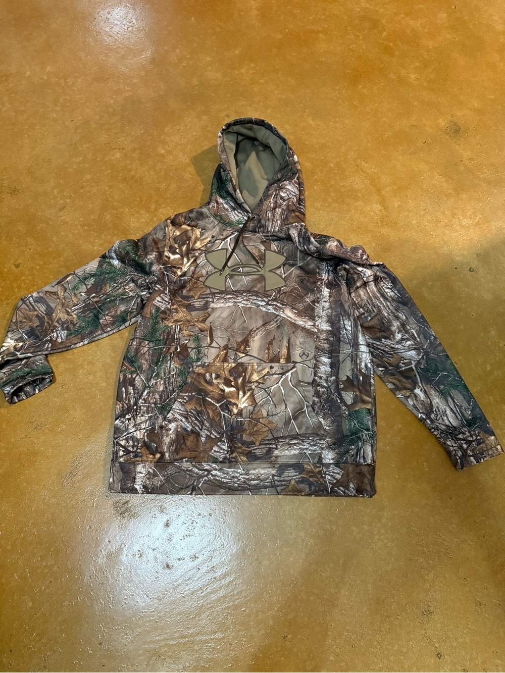 Under Armour Men’sRealtree Camo Hooded Jacket - Brown/Green